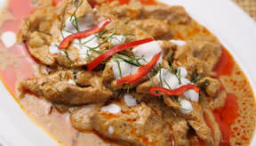 Chicken Red Curry with Coconut Milk / Panang Kai　¥1,680