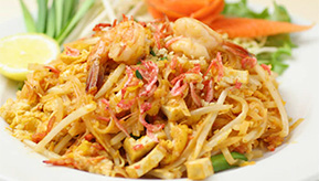 Thai Stir-Fried Noodle with Shrimp/ Phad Thai Koong Sod　¥1,650